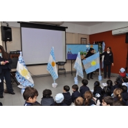 Festejos por el Día de la Bandera con los niños de Jardín